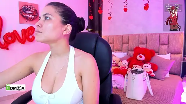 Snapshot of natasha__jackson chatting on February 13, 2026, 12:01 pm natasha jackson online show from February 13, 2026, 12:01 pm