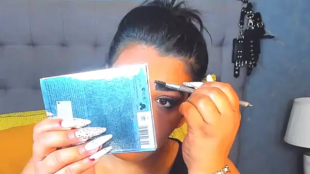 AmyCubes online show from April 16, 2026, 5:08 am