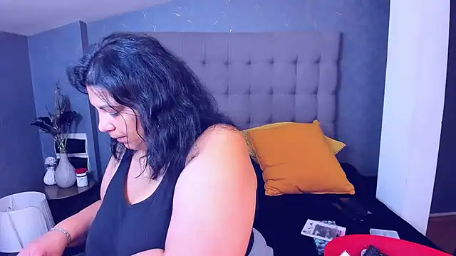 AmyCubes online show from May 31, 2026, 5:48 am