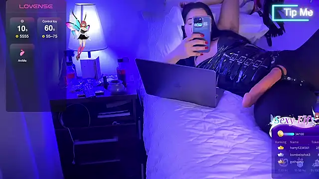 Snapshot of mistresslaviniabr chatting on March 17, 2025, 5:23 am mistresslaviniabr online show from March 17, 2025, 5:23 am