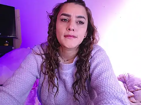 Snapshot of Lu_perez chatting on October 22, 2025, 5:02 pm Lu perez online show from October 22, 2025, 5:02 pm