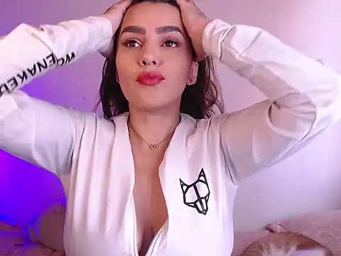 Snapshot of Lu_perez chatting on October 27, 2025, 7:07 pm Lu perez online show from October 27, 2025, 7:07 pm