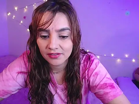 Snapshot of Lu_perez chatting on November 4, 2025, 8:41 pm Lu perez online show from November 4, 2025, 8:41 pm