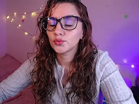 Snapshot of Lu_perez chatting on November 14, 2025, 5:33 pm Lu perez online show from November 14, 2025, 5:33 pm