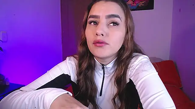 Snapshot of Lu_perez chatting on December 2, 2025, 11:11 pm Lu perez online show from December 2, 2025, 11:11 pm