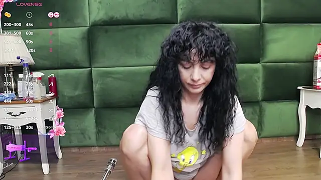 SelenSummer online show from October 22, 2025, 7:02 pm