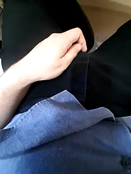 Snapshot of Gauchogg20 chatting on October 23, 2025, 3:00 pm Gauchogg20 online show from October 23, 2025, 3:00 pm