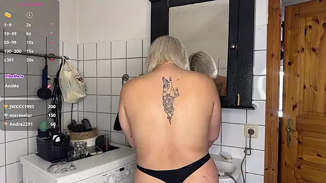 Snapshot of elina_may chatting on January 28, 2025, 12:00 pm elina may online show from January 28, 2025, 12:00 pm