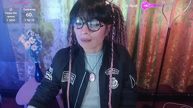 Solange911 online show from February 22, 2025, 3:36 pm