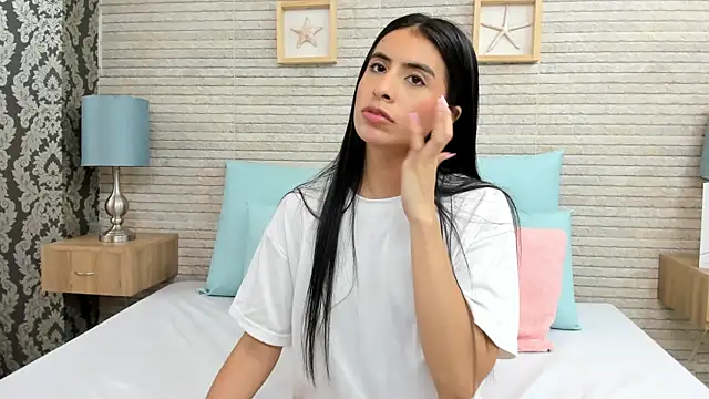 IssabellaLopez online show from December 20, 2024, 10:54 pm