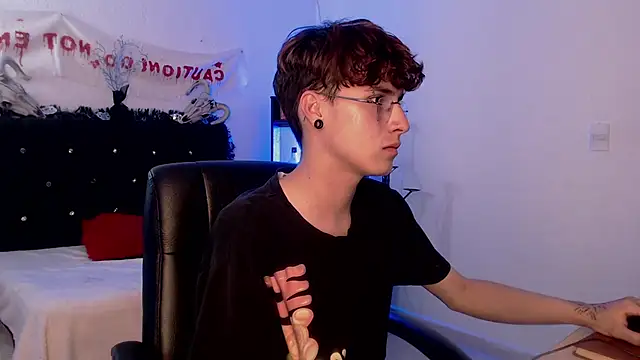 Snapshot of Jeam_hot chatting on October 30, 2025, 9:48 pm Jeam hot online show from October 30, 2025, 9:48 pm