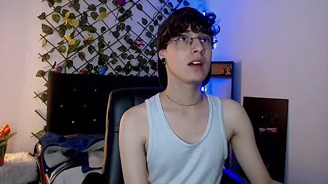 Snapshot of Jeam_hot chatting on December 18, 2025, 9:54 pm Jeam hot online show from December 18, 2025, 9:54 pm