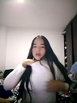 Snapshot of SweetFortuner chatting on November 23, 2025, 2:11 am SweetFortuner online show from November 23, 2025, 2:11 am