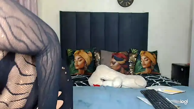 Snapshot of quenliyasa chatting on January 15, 2026, 8:23 pm quenliyasa online show from January 15, 2026, 8:23 pm