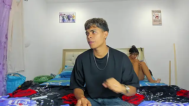 Snapshot of dafnezahiraa_ chatting on January 5, 2025, 3:32 am dafnezahiraa  online show from January 5, 2025, 3:32 am