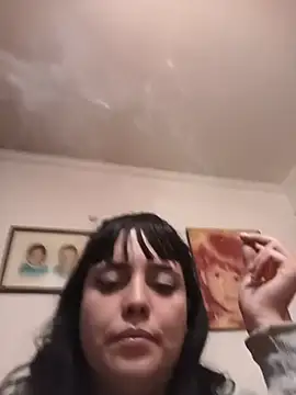 lucylovles online show from July 16, 2026, 8:20 am