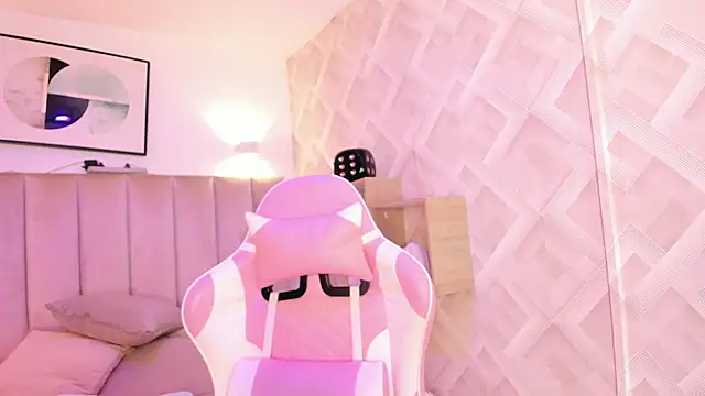 Haru Bonny online show from February 16, 2026, 8:16 pm