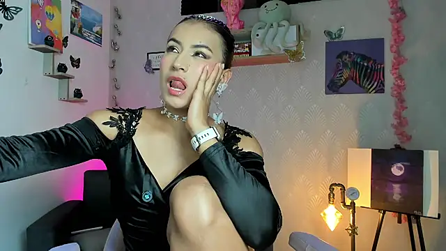 Alaia Love77 online show from September 25, 2025, 9:40 pm