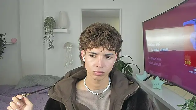 santy-kitty online show from November 27, 2025, 12:46 am