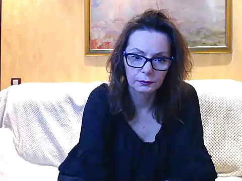 Snapshot of Julianna6532 chatting on February 3, 2025, 10:25 am Julianna6532 online show from February 3, 2025, 10:25 am