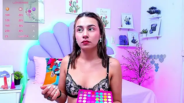 HannaPretthy online show from November 8, 2025, 11:32 am