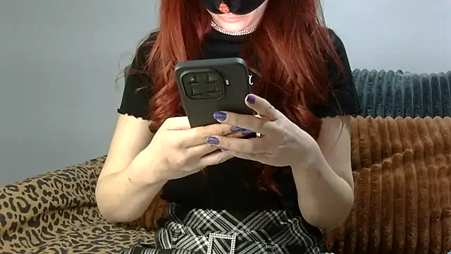 Snapshot of DiamondAssCeyda chatting on December 15, 2025, 9:19 pm DiamondAssCeyda online show from December 15, 2025, 9:19 pm