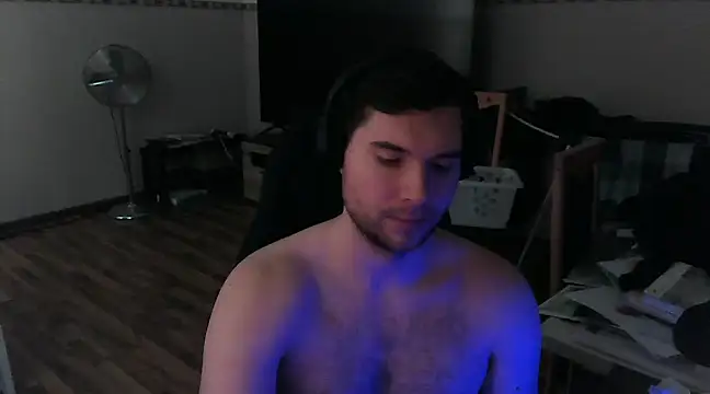 Snapshot of Ironman220 chatting on December 25, 2024, 10:39 am Ironman220 online show from December 25, 2024, 10:39 am