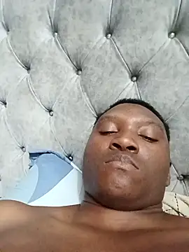 Snapshot of Elchicomiel chatting on January 9, 2025, 6:48 am Elchicomiel online show from January 9, 2025, 6:48 am