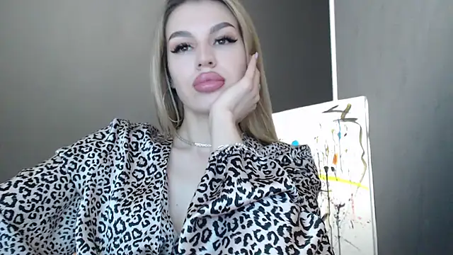 Your Jessy online show from November 3, 2025, 1:56 pm