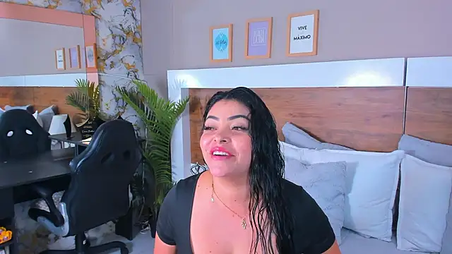 EmaBakker online show from March 21, 2026, 8:34 pm