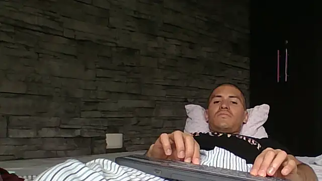 Sexylatin64 online show from May 30, 2026, 4:04 pm