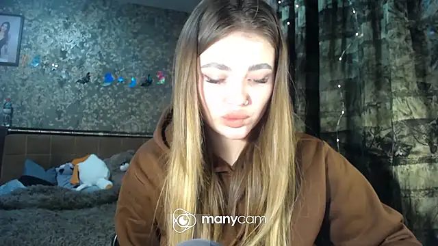 BonnyShy online show from November 7, 2025, 12:27 pm