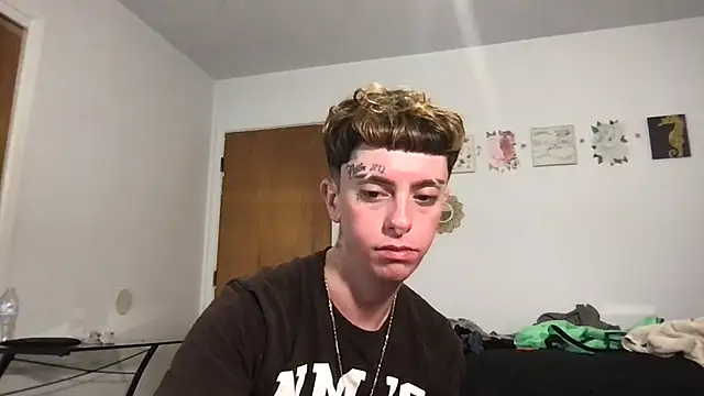 Snapshot of twentywithafelonyy chatting on September 11, 2025, 10:26 am twentywithafelonyy online show from September 11, 2025, 10:26 am