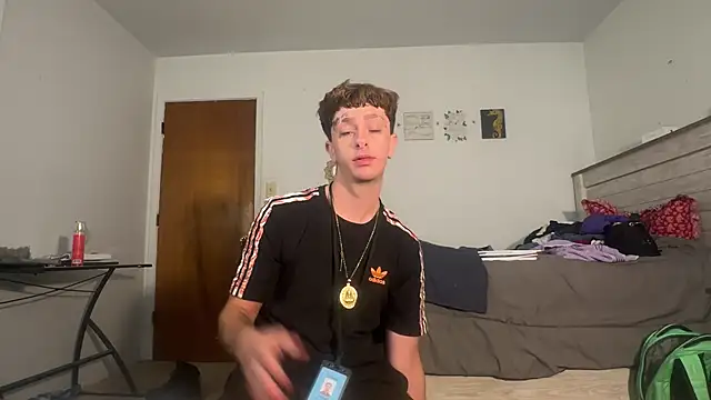 Snapshot of twentywithafelonyy chatting on September 27, 2025, 4:34 pm twentywithafelonyy online show from September 27, 2025, 4:34 pm