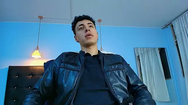 Lobo 17  online show from January 23, 2025, 2:23 am