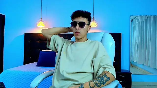 Lobo 17  online show from February 15, 2025, 7:49 am