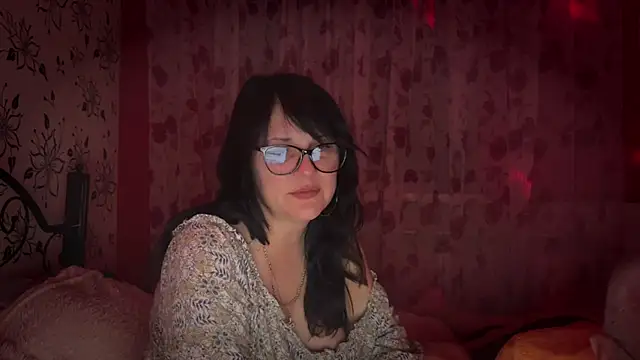 StellarTeam online show from April 19, 2026, 10:45 pm