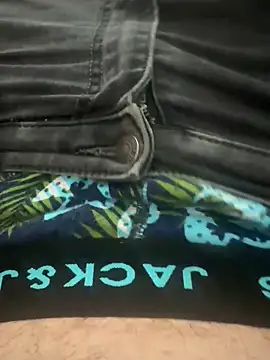 HAPPYKYLI online show from December 9, 2024, 8:54 pm