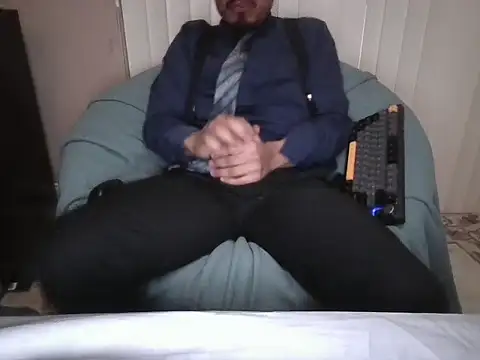 Slutpupdmv online show from March 15, 2026, 10:16 pm