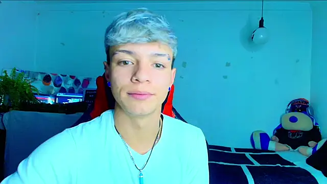 twink sebas  online show from November 29, 2025, 3:09 am