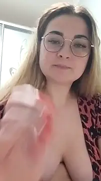 pussyCat t online show from February 12, 2026, 5:52 pm