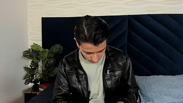 Snapshot of Andy_Joy_ chatting on April 17, 2026, 12:08 pm Andy Joy online show from April 17, 2026, 12:08 pm