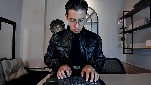 Snapshot of Andy_Joy_ chatting on June 27, 2026, 6:13 pm Andy Joy online show from June 27, 2026, 6:13 pm