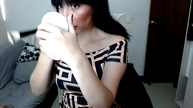 Snapshot of Laura-pervert chatting on June 27, 2026, 10:04 pm Laura-pervert online show from June 27, 2026, 10:04 pm