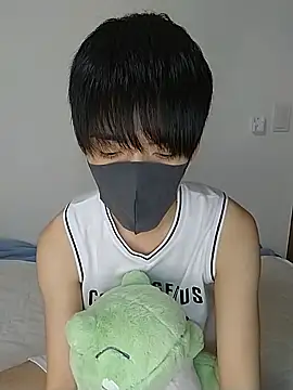 Snapshot of itsme_LEON chatting on January 13, 2025, 1:06 pm itsme LEON online show from January 13, 2025, 1:06 pm