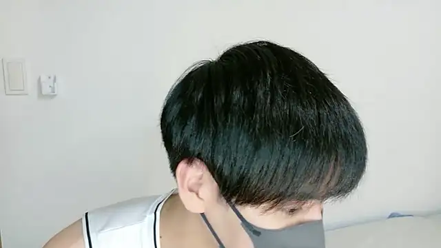 itsme LEON online show from April 29, 2026, 1:04 pm