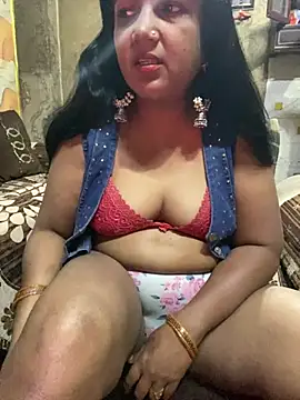 Tameesh sexy mistress online show from April 13, 2026, 5:29 pm