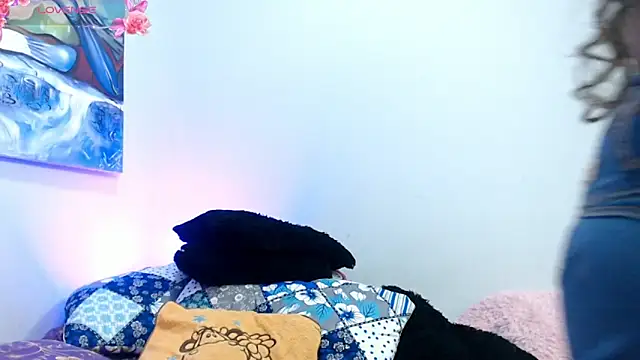 naihroby online show from November 5, 2025, 10:43 pm