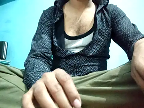 Ishan003 online show from October 30, 2025, 7:43 am