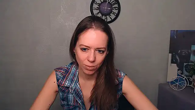 Snapshot of GloriaSi_ chatting on March 15, 2025, 6:58 am GloriaSi online show from March 15, 2025, 6:58 am